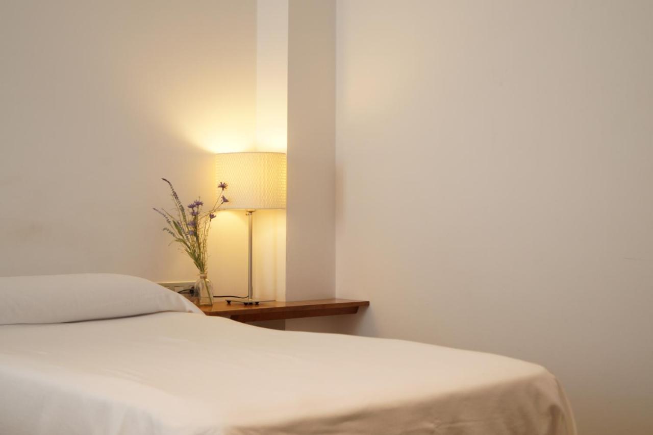Hotel El Patiaz De La Reina Rana Tauste Екстер'єр фото