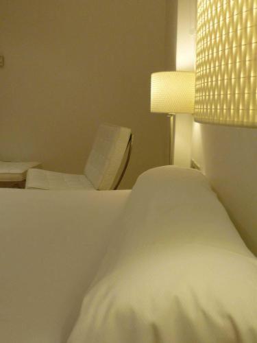 Hotel El Patiaz De La Reina Rana Tauste Екстер'єр фото